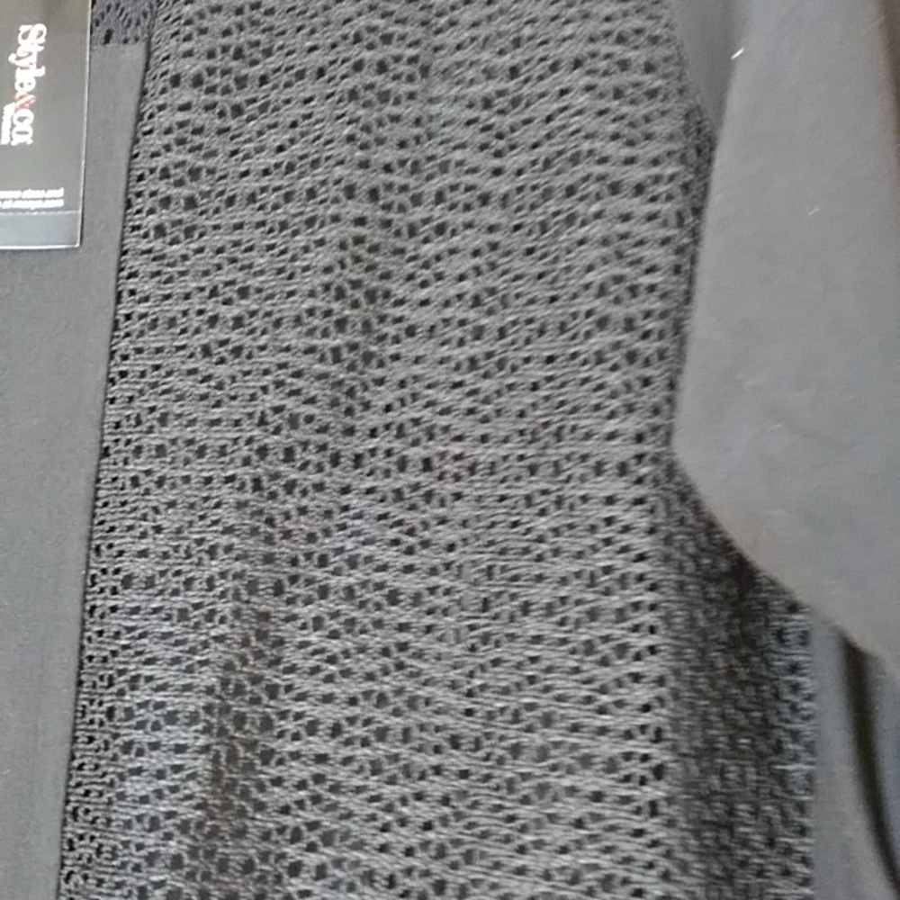 Style & Co 2X Lace and Ruffle Tunic - Picture 5 of 11